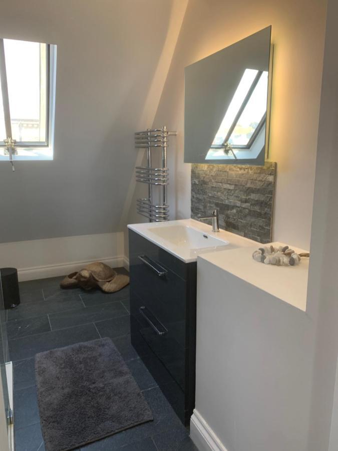 Penthouse Suite, Sea View, Close To Shops, Beach And Train St Leonards-on-Sea Kültér fotó