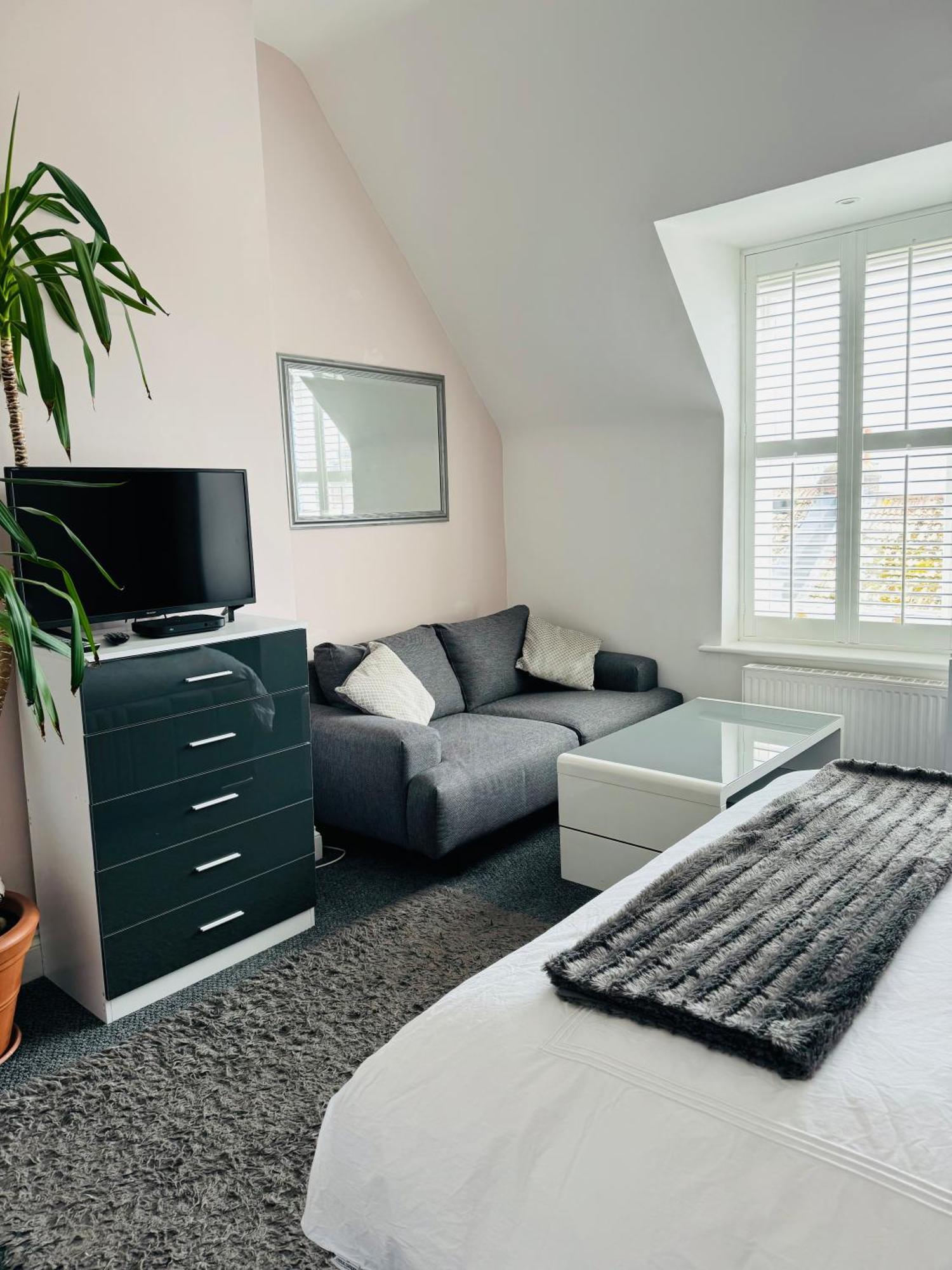Penthouse Suite, Sea View, Close To Shops, Beach And Train St Leonards-on-Sea Kültér fotó