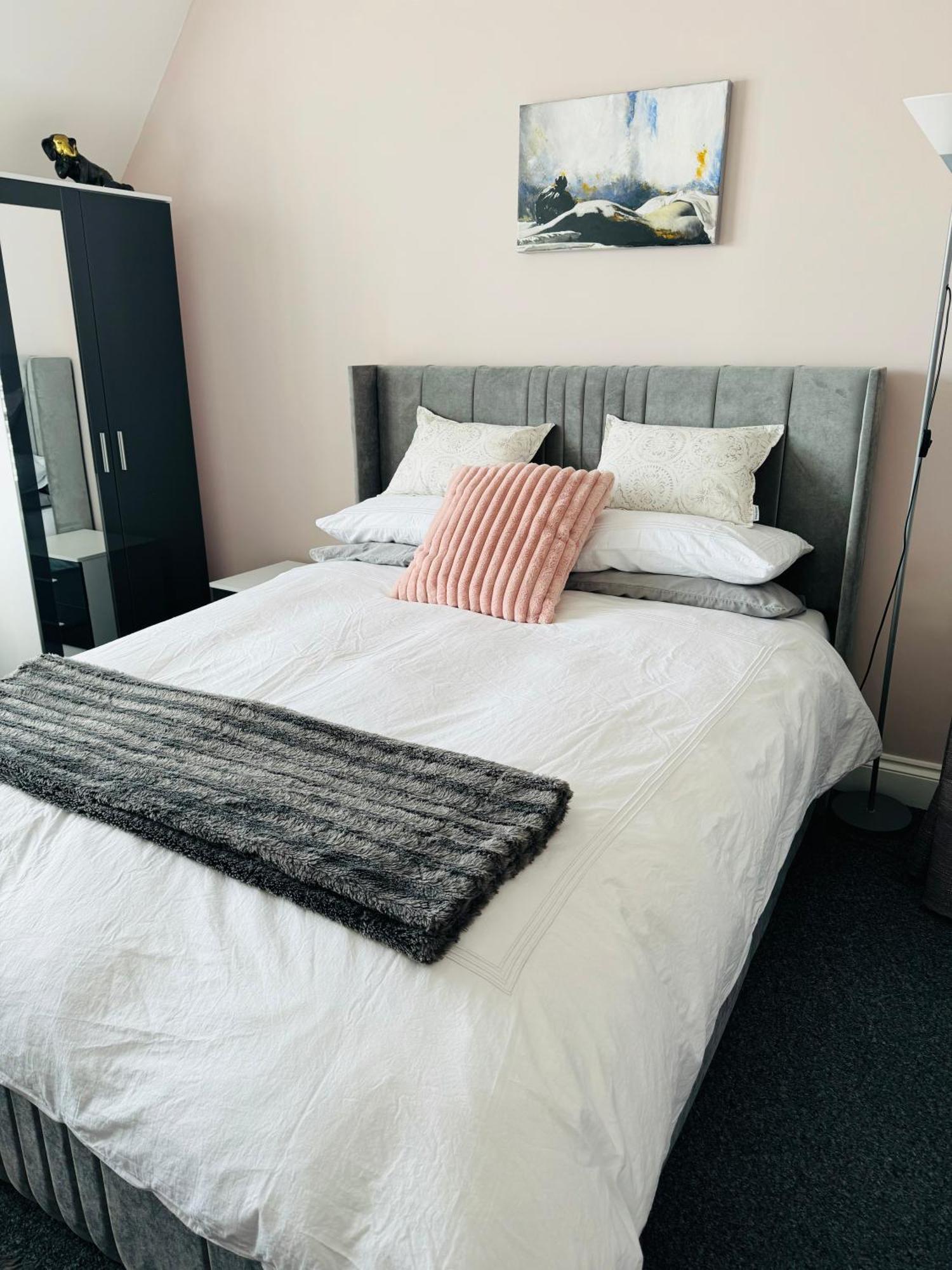 Penthouse Suite, Sea View, Close To Shops, Beach And Train St Leonards-on-Sea Kültér fotó